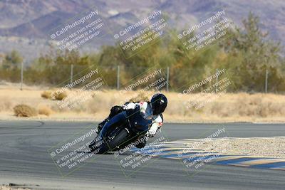 media/Jan-09-2022-SoCal Trackdays (Sun) [[2b1fec8404]]/Turn 6 (1035am)/